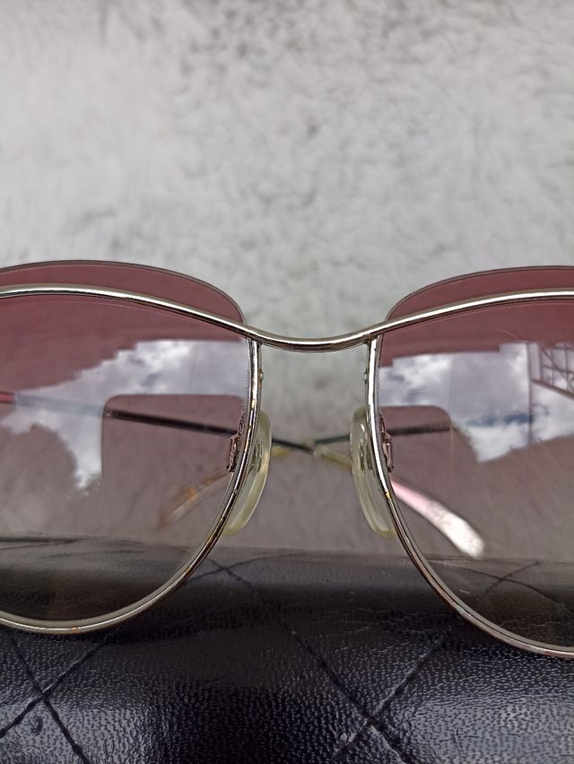 Chanel occhiali da sole rosa fumé