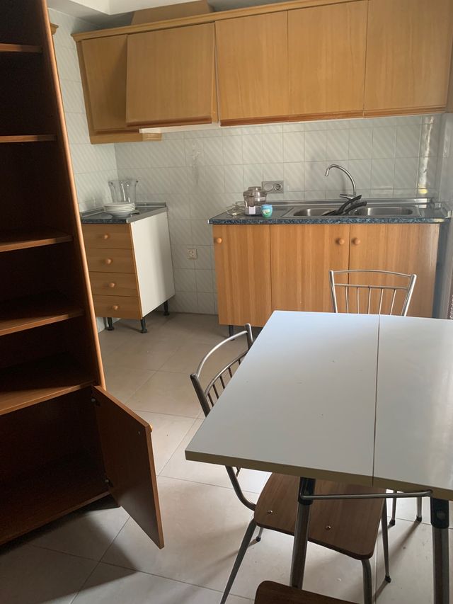 Pack cocina completo + mesa y sillas – chollo