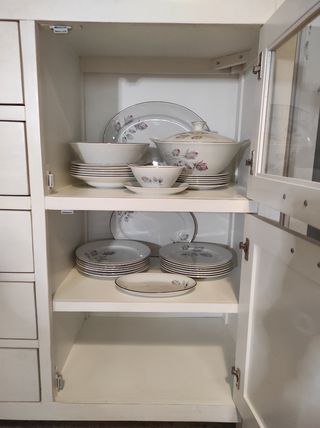 Vajilla de porcelana antigua.