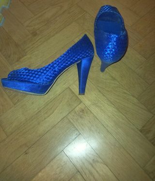 zapato azul