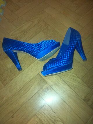 zapato azul