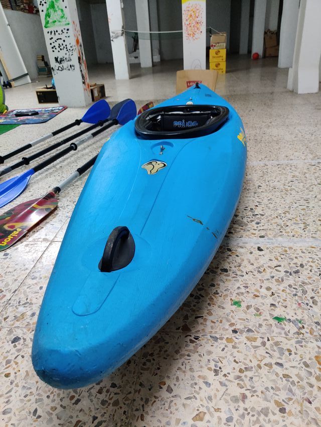 Piragua Prijon Boxer Kayak de segunda mano por 180 EUR en Mutriku en