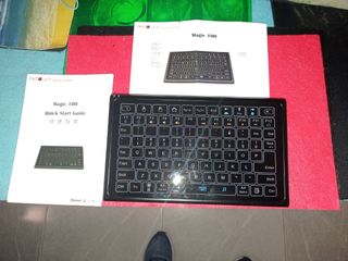 teclado mini inalámbrico peritouch Magic 100 Unive