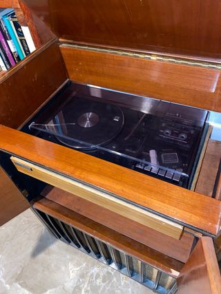 Mueble radio cassette tocadiscos Telefunken