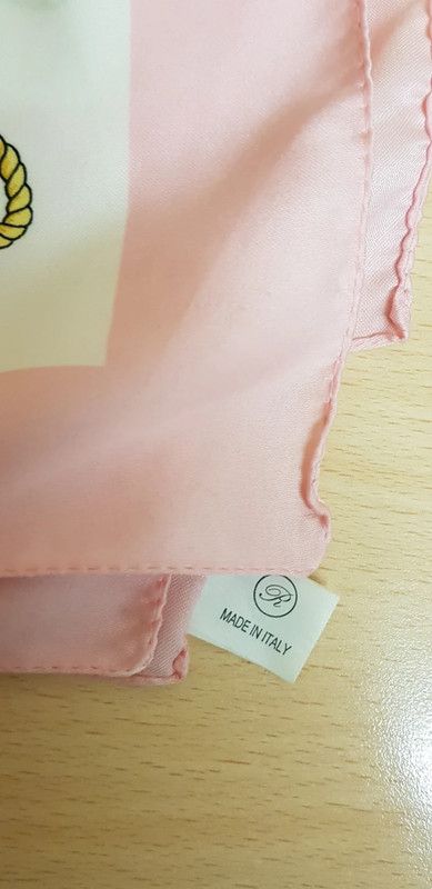 Foulard rosa disegni fantasia