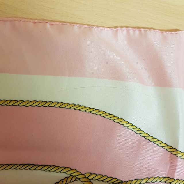 Foulard rosa disegni fantasia