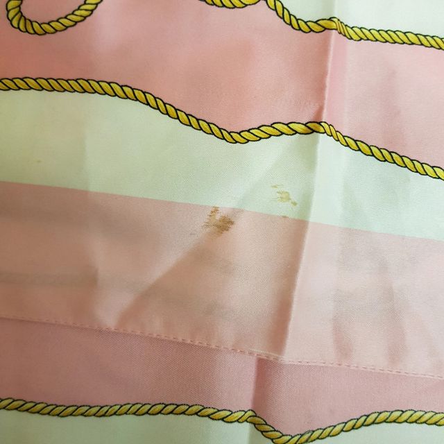 Foulard rosa disegni fantasia