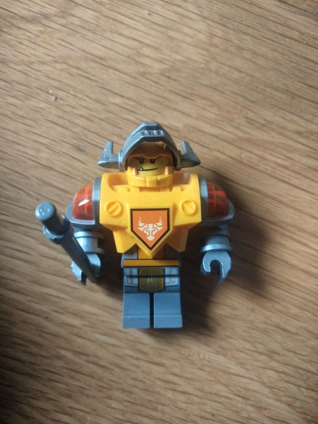 Lego Axl Meta Knight