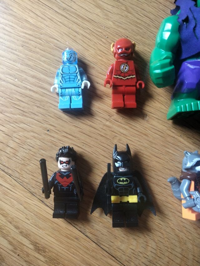 Pack Héroes y Villanos Lego