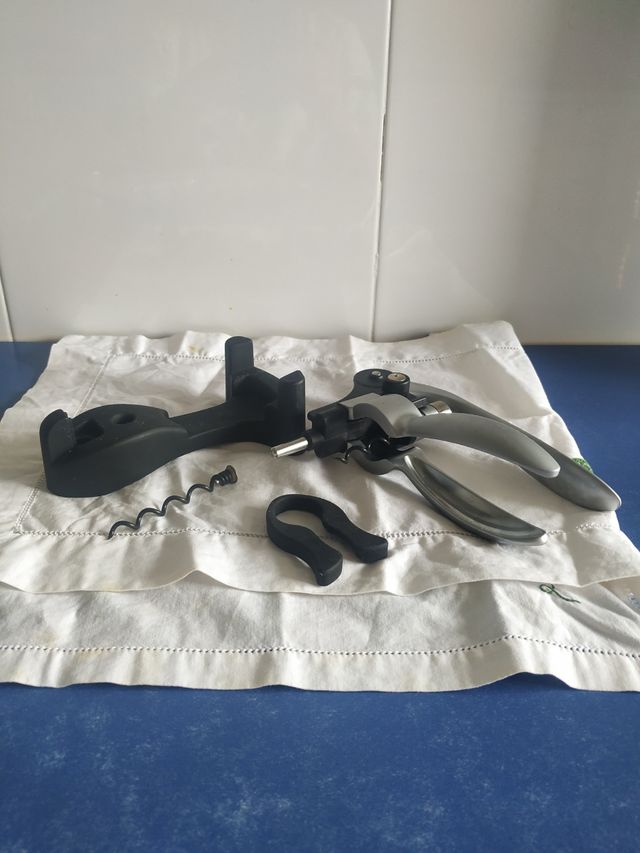 Sacacorchos automático horizontal