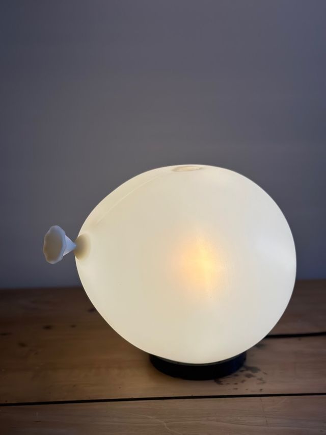 Lámpara de mesa globo diseño Italiano vintage 1975