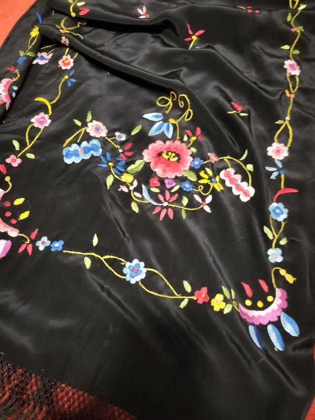 Chal manton ideal traje de fiesta o invitada boda