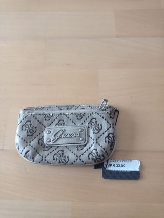 Cartera Guess