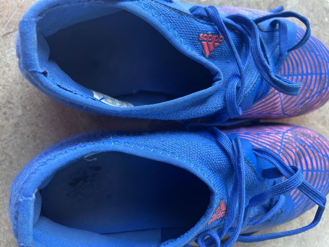 Botas futbol niño 35