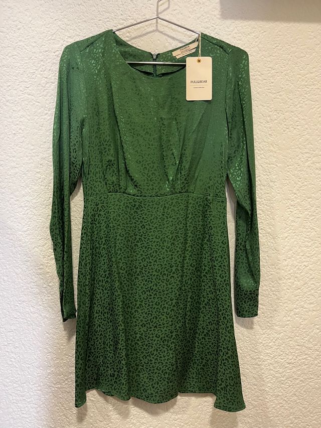 Vestido de Pull & Bear talla S