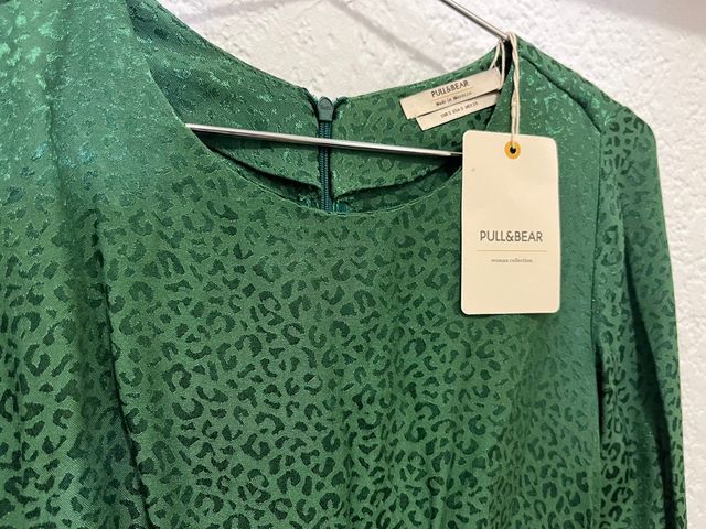 Vestido de Pull & Bear talla S