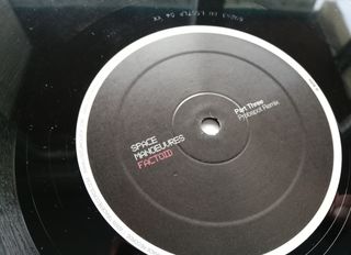 Space Manoeuvres: factoid EP