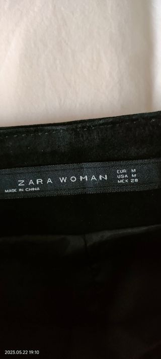 Falda de piel vuelta de Zara