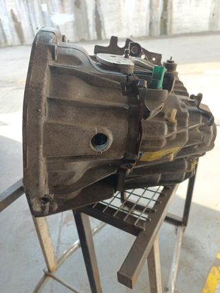 caja de cambios  trafic- megan 2004