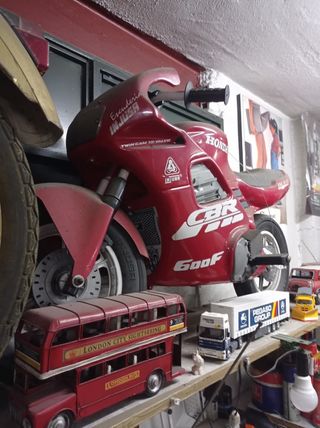 vendo moto honda CBR 600 injusa