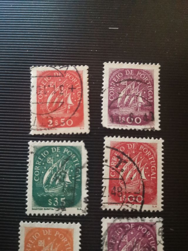 10 SELLOS PORTUGAL 1943. CARAVELAS.