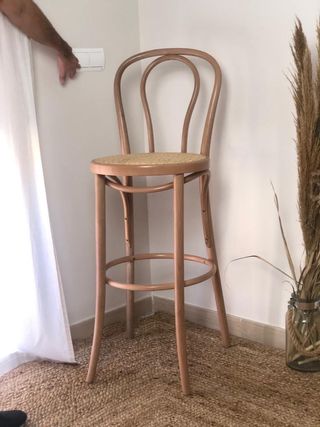 Taburete  madera Thonet nuevo