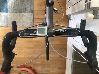 Bicicleta de carreras Orbea con rodillo