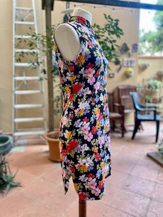 Abito vintage tubino floreale collo alla coreana