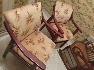 Dos sillones en madera auténtica bonitas vintage