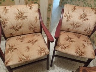 Dos sillones en madera auténtica bonitas vintage