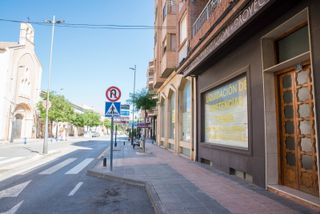 Importante Local comercial en zona inmmejorable