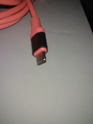 Cable USB C a HDMI HD casi nuevo