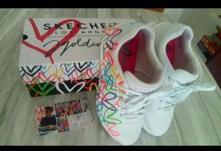 Skechers 37