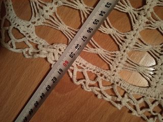 Tapete de ganchillo muy antiguo