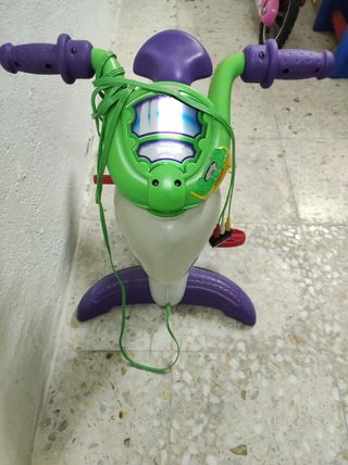 BICICLETA ESTÁTICA INTERACTIVA SMART CYCLE.