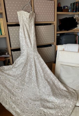 Clásico y elegante vestido de novia