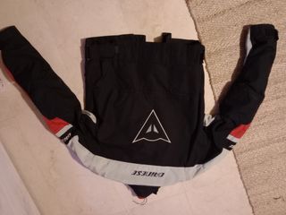 cazadora moto dainese