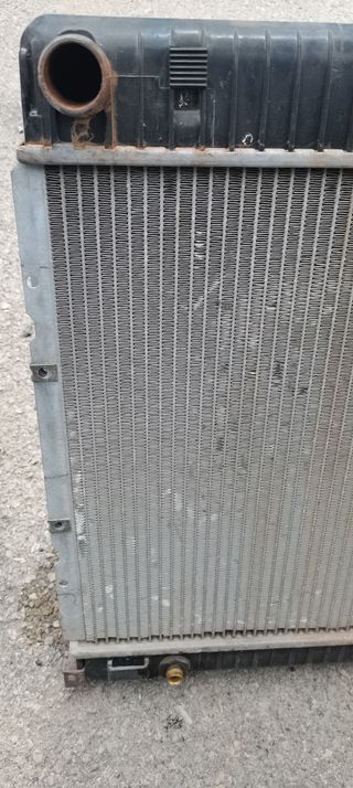 radiador agua Mercedes 280 w126