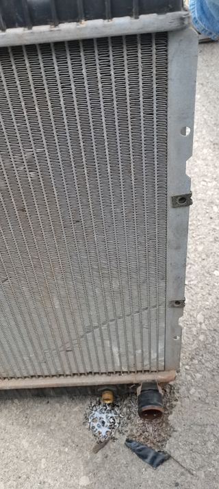 radiador agua Mercedes 280 w126