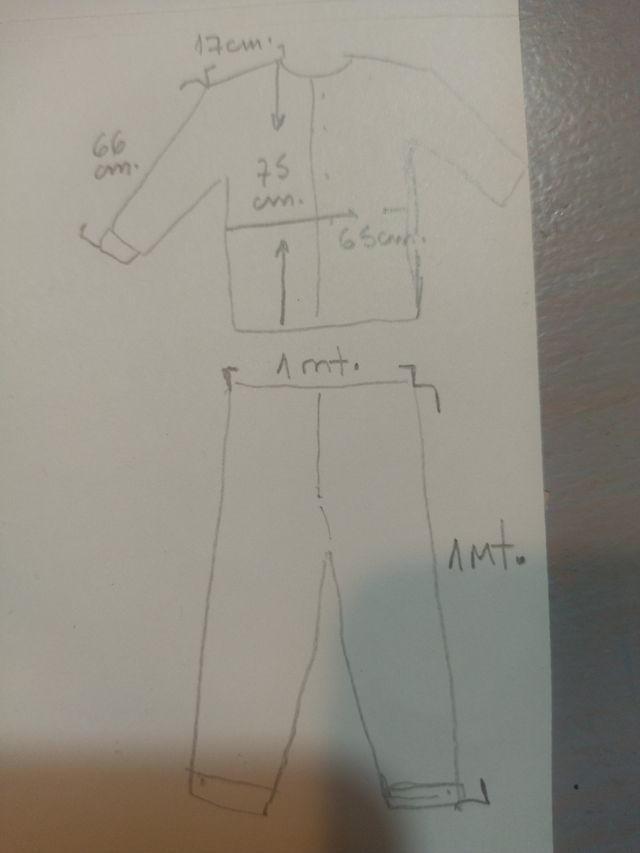 set camicia e pantaloni.