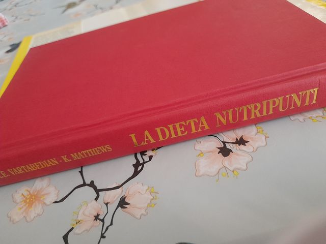 Il libro della dieta nutripunti