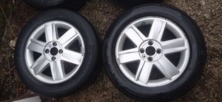 2Ruedas NUEVAS+llantas. RenMegane/Captur.16".