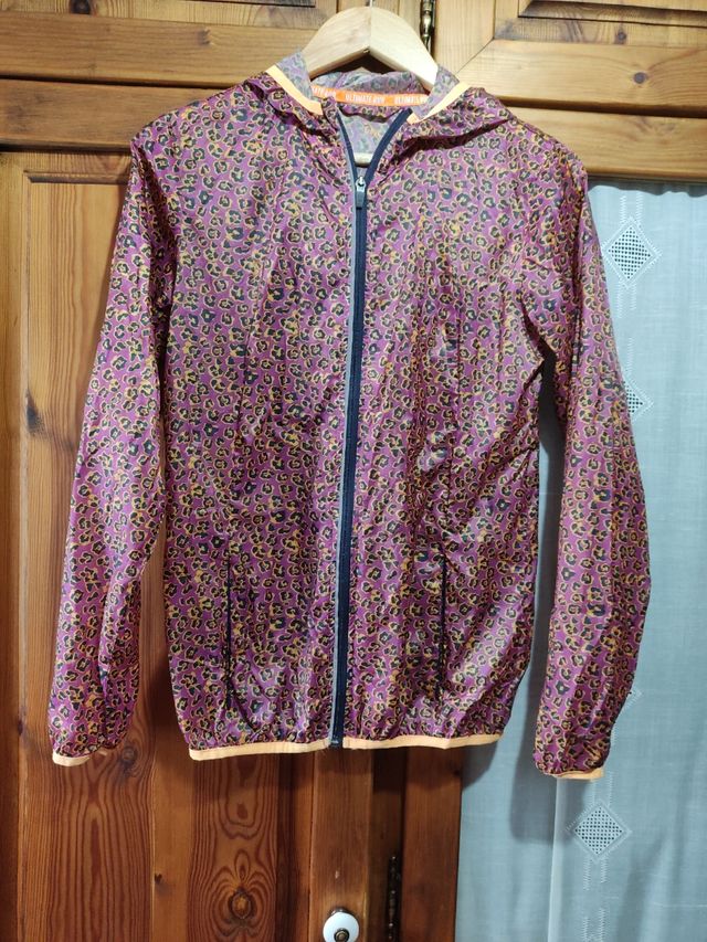 Chaqueta impermeable cortavientos