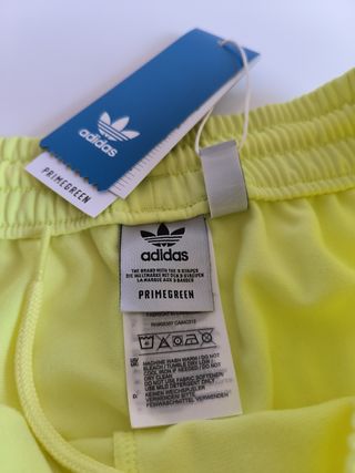 Pantalón Corto Adidas colección Primegreen