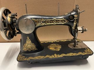 Máquina de coser antigua
