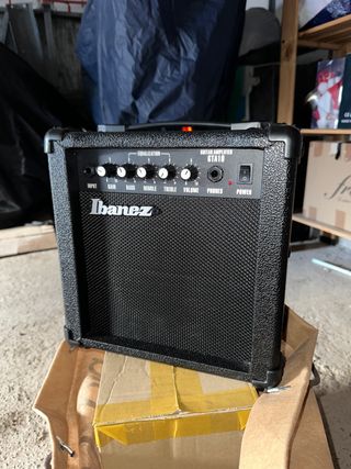 Ibáñez GIO + pedalera