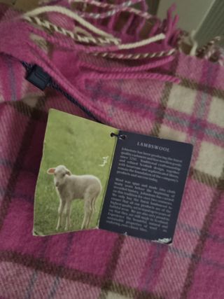 Bufanda nueva Johnstons