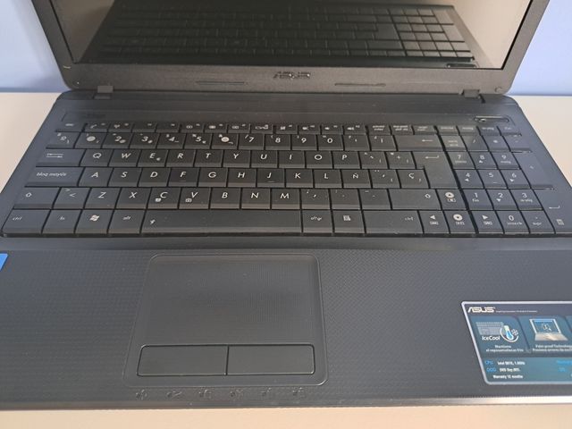 Ordenador portátil Asus X54C