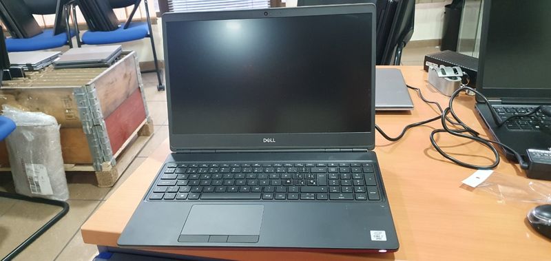 DELL PRECISION 7550 I7-10850H 32 RAM 512 GB NVME afbeelding 3