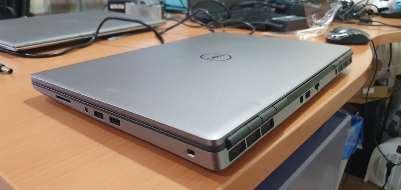 DELL PRECISION 7550 I7-10850H 32 RAM 512 GB NVME afbeelding 9